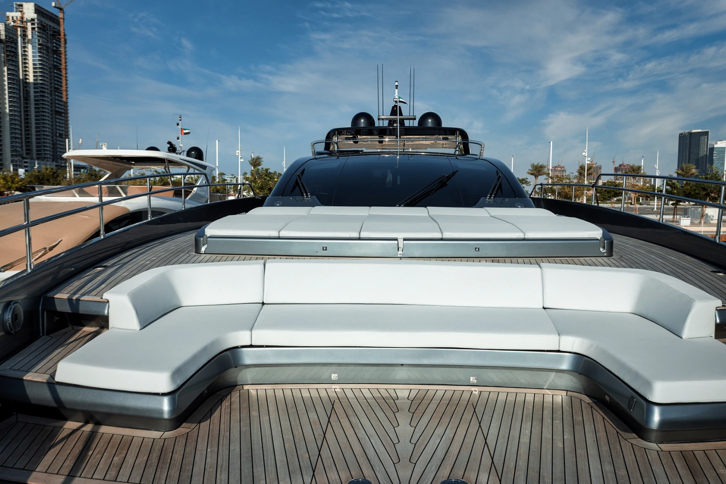Arus Yacht